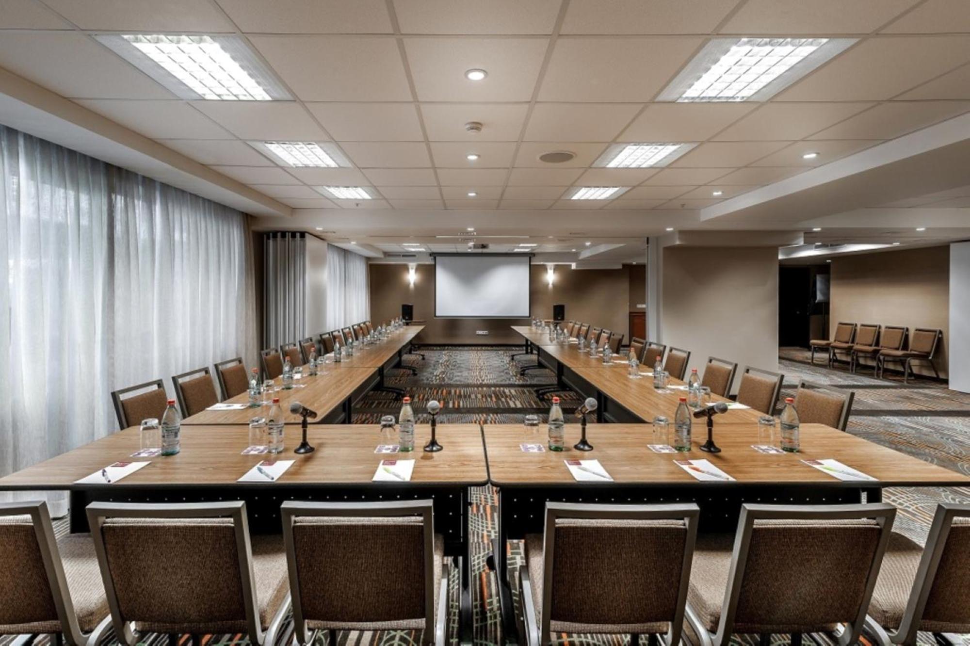 Yerevan Place Hotel Kültér fotó